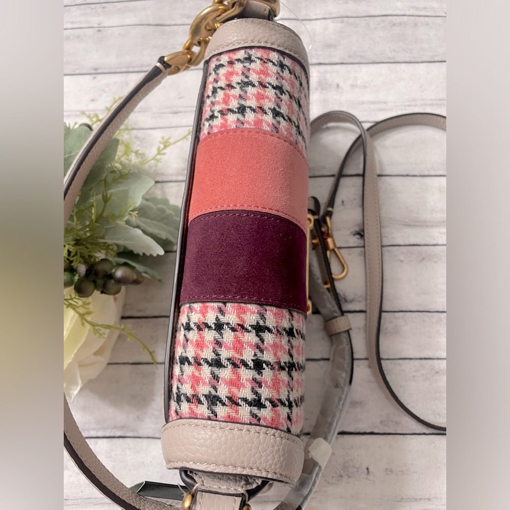 Kate Spade NewYork
Gramercy Racing Stripe Plaid Twill Fabric Small Flap … - Picture 9 of 13
